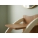 Mesa de Apoio Lateral Beck com Design Orgânico - Cedro/Off White