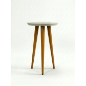 Mesa Lateral Yara 0.53m Off White com Pés Palito