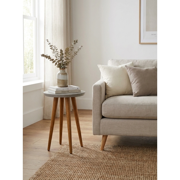 Mesa Lateral Yara 0.53m Off White com Pés Palito