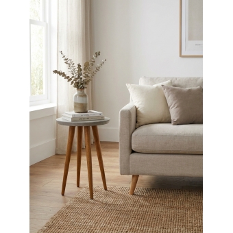 Mesa Lateral Yara 0.53m Off White com Pés Palito