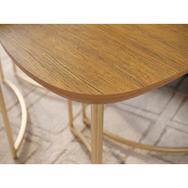 Mesa Lateral Lírios Orgânica Cedro Dourado